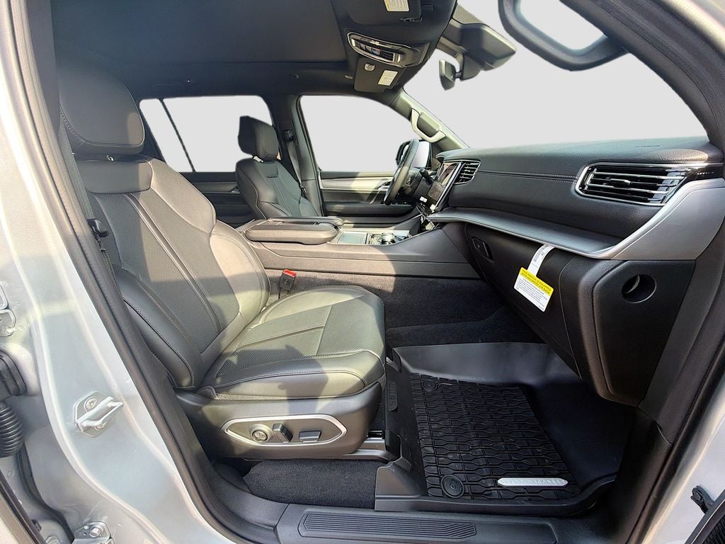 2026 Jeep Grand Wagoneer GRAND WAGONEER UPLAND 4X4