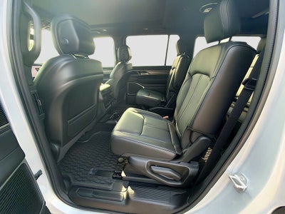 2026 Jeep Grand Wagoneer GRAND WAGONEER UPLAND 4X4