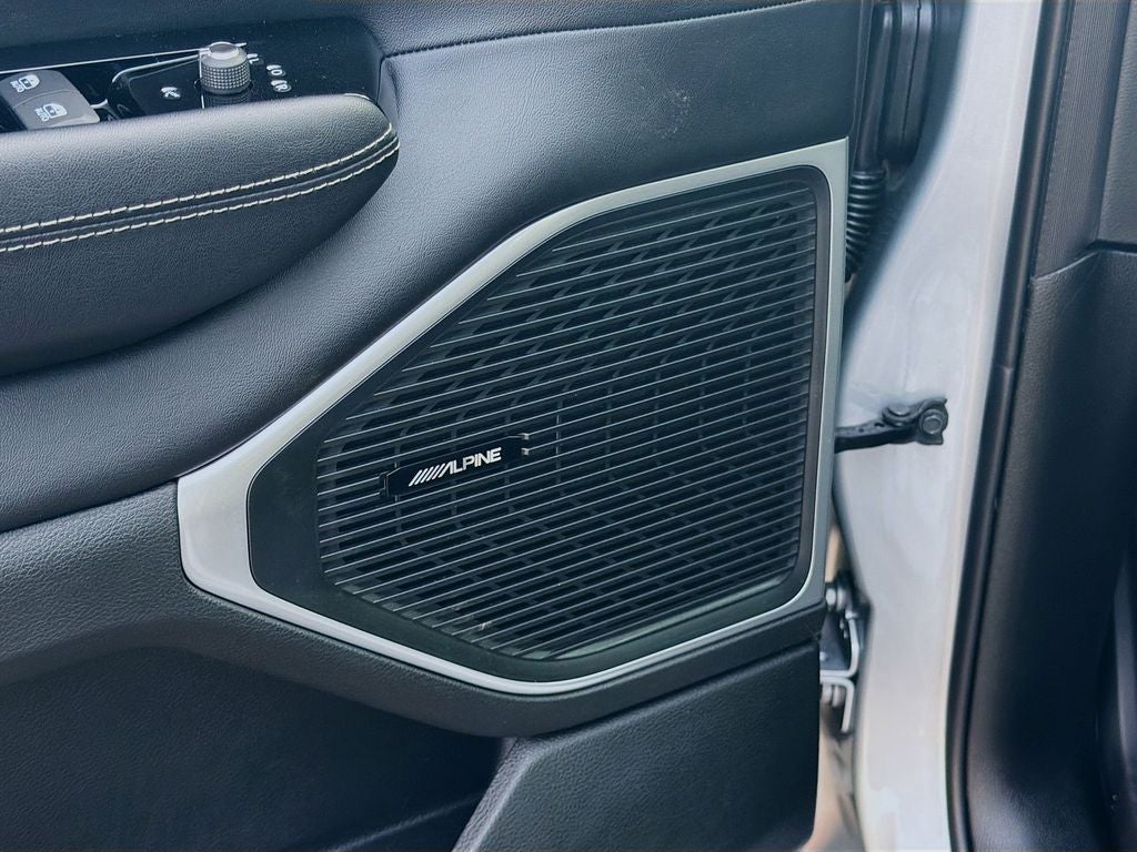 2026 Jeep Grand Wagoneer GRAND WAGONEER UPLAND 4X4