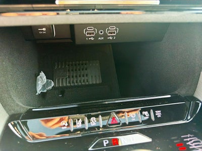 2026 Jeep Grand Wagoneer GRAND WAGONEER UPLAND 4X4