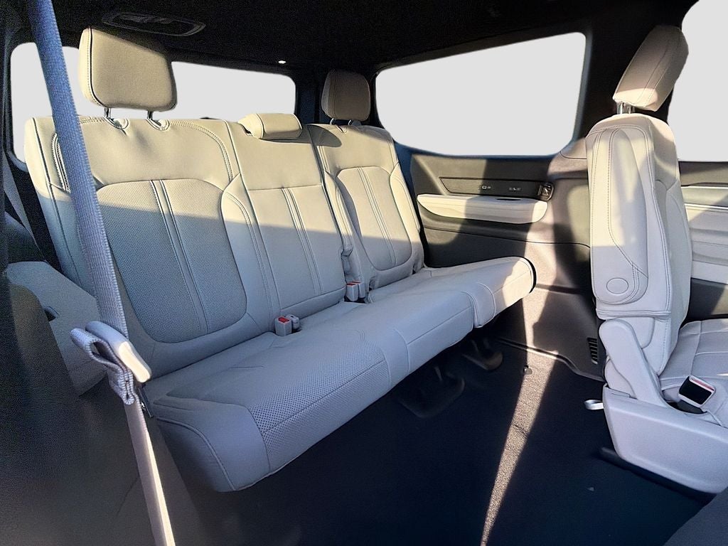 2026 Jeep Grand Wagoneer GRAND WAGONEER LIMITED ALTITUDE 4X4