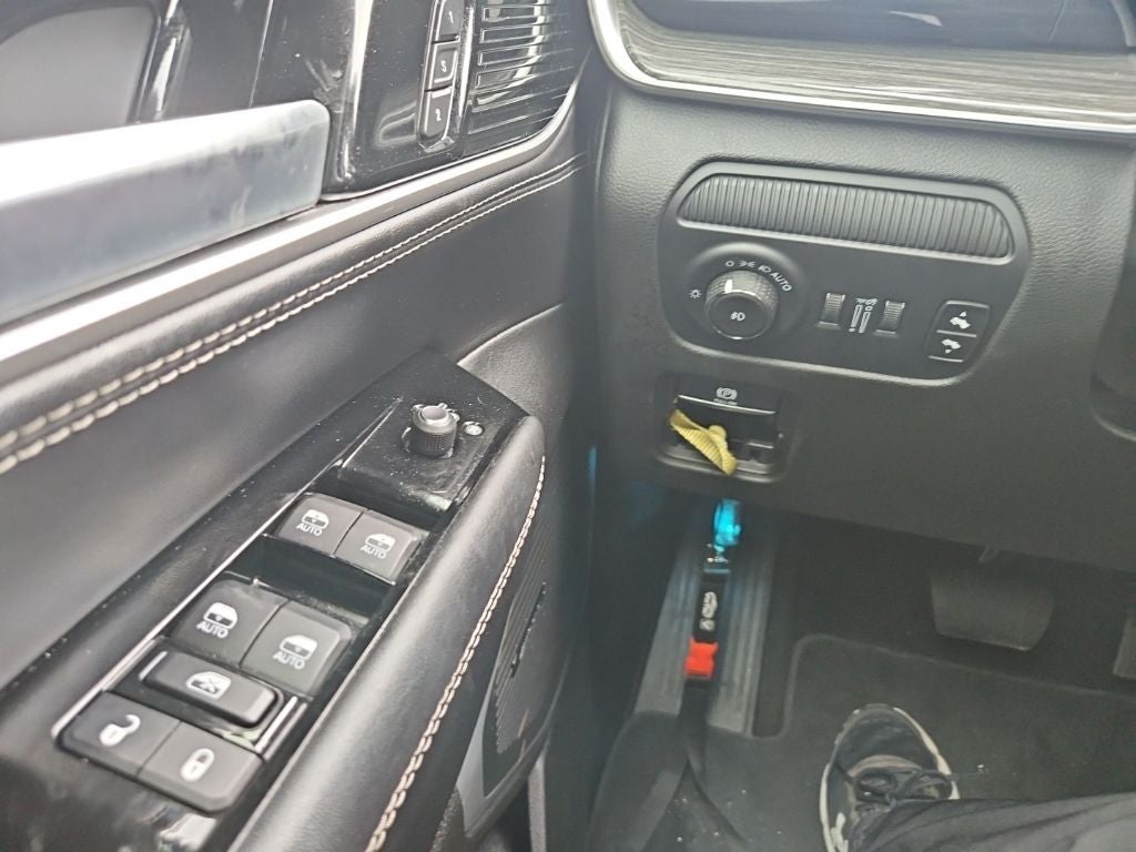 2022 Jeep Wagoneer Series III 4x4