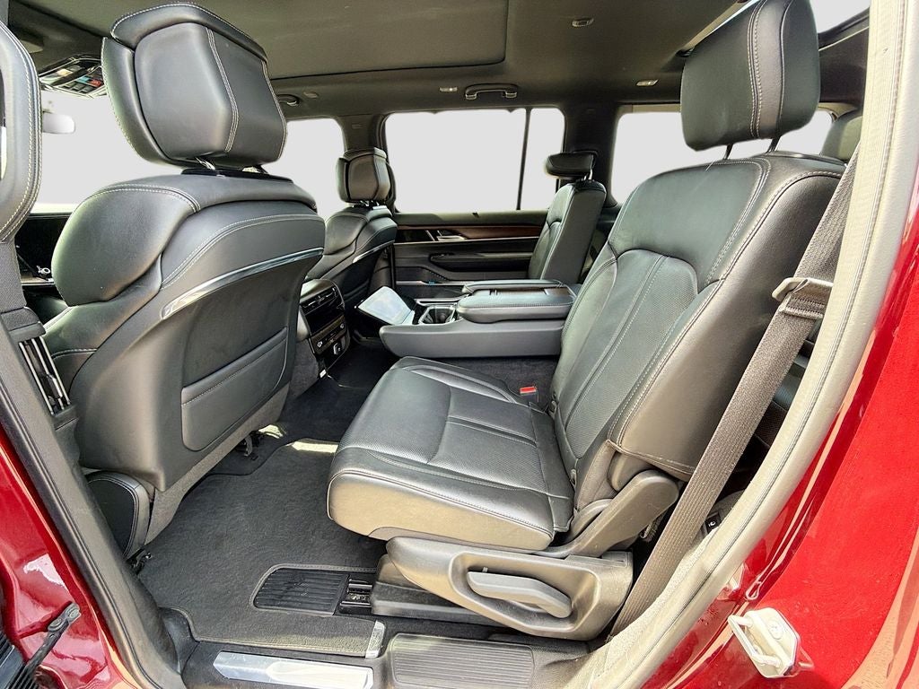 2023 Jeep Grand Wagoneer 4x4