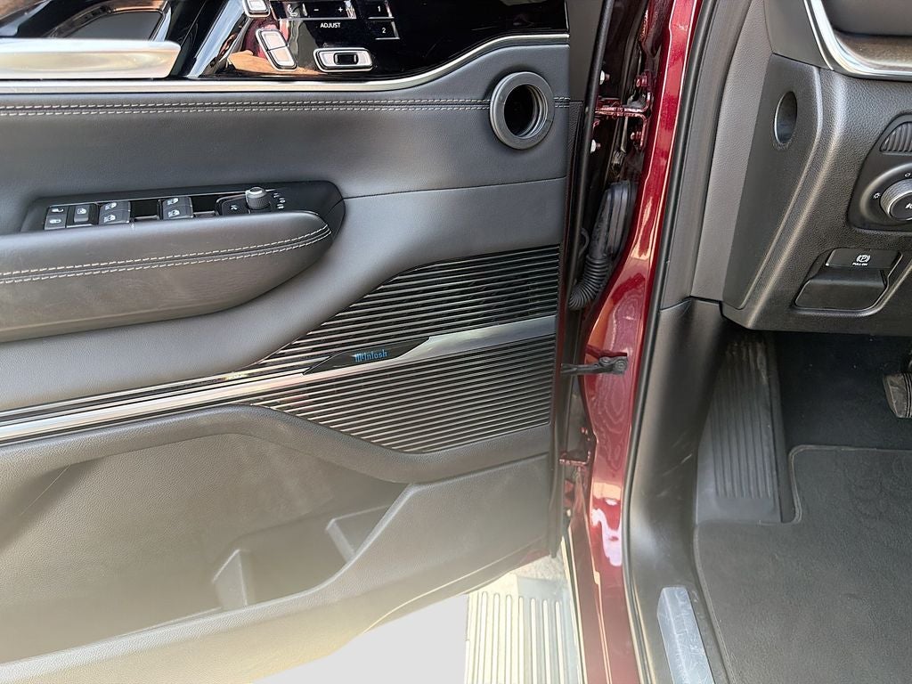 2023 Jeep Grand Wagoneer 4x4