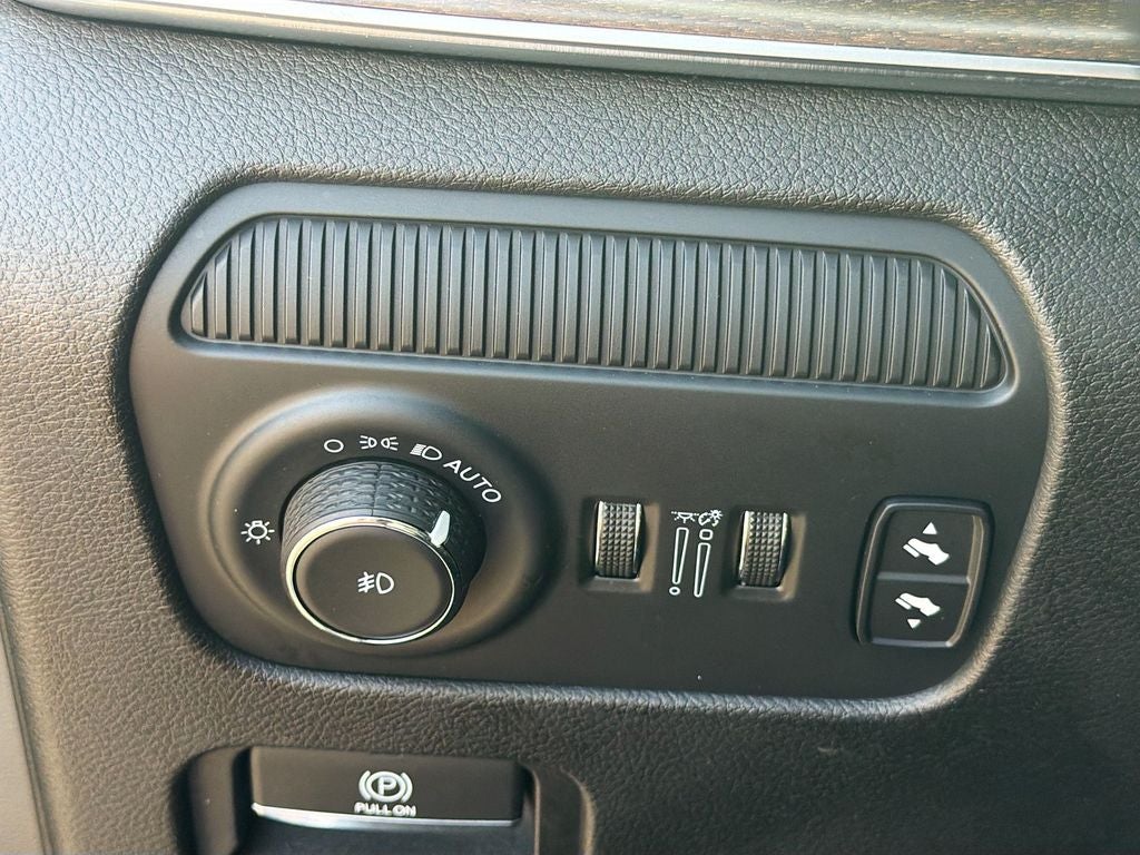 2023 Jeep Grand Wagoneer 4x4