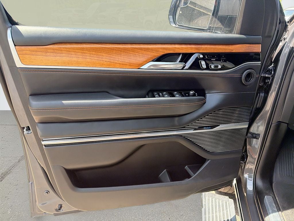 2022 Jeep Grand Wagoneer Series III 4x4