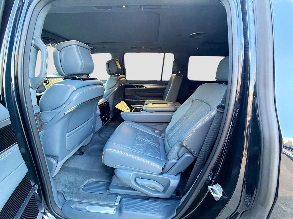 2023 Jeep Grand Wagoneer Series III 4x4