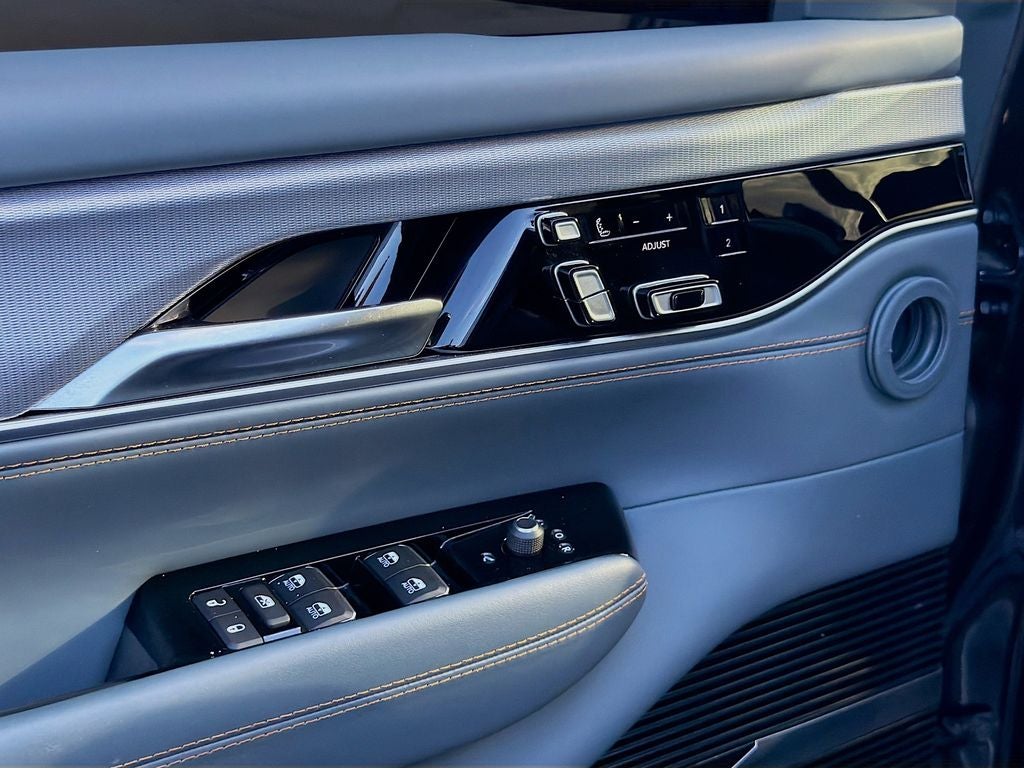 2023 Jeep Grand Wagoneer Series III 4x4