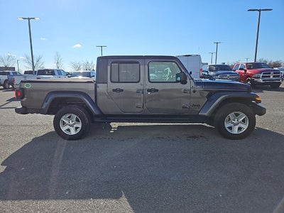 2022 Jeep Gladiator Sport S 4x4