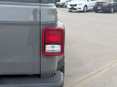 2022 Jeep Gladiator Altitude 4x4