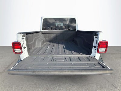 2023 Jeep Gladiator Overland 4x4