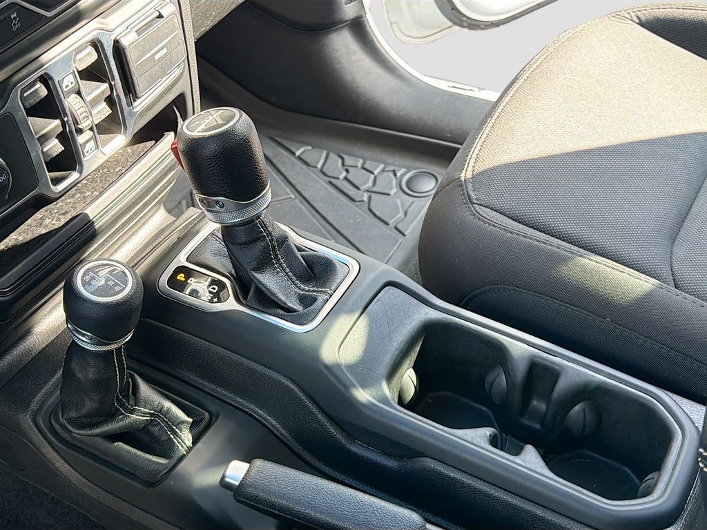 2023 Jeep Gladiator Overland 4x4