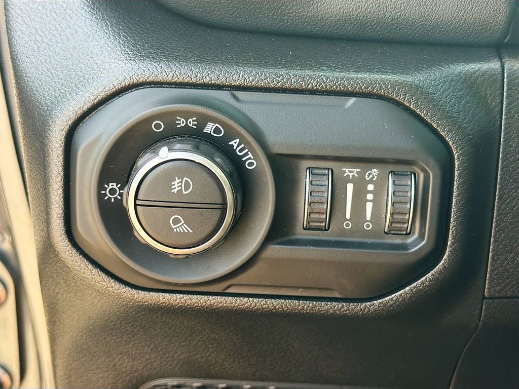 2022 Jeep Gladiator Overland 4x4