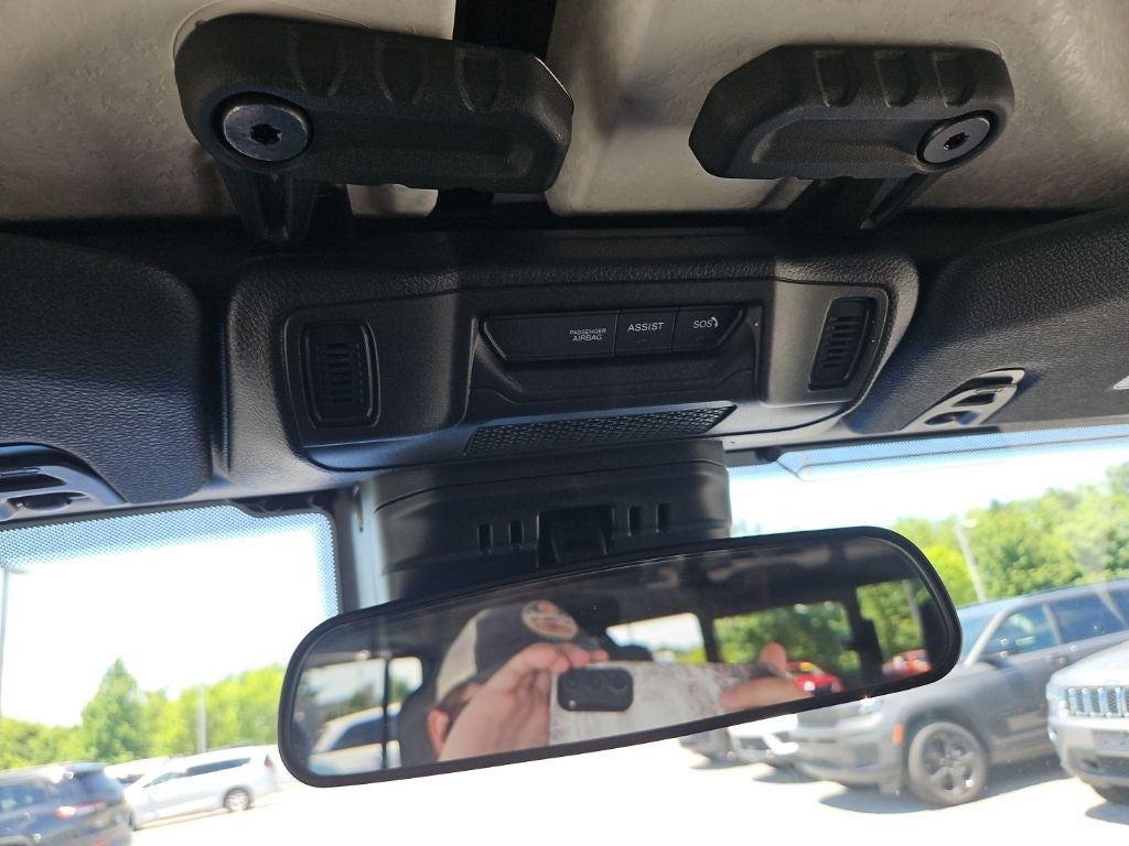 2025 Jeep Gladiator High Tide