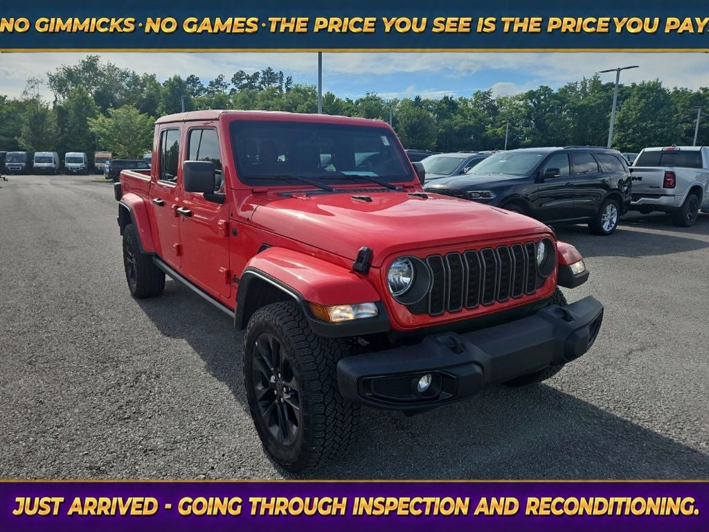 2025 Jeep Gladiator Nighthawk