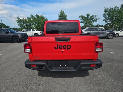 2025 Jeep Gladiator Nighthawk