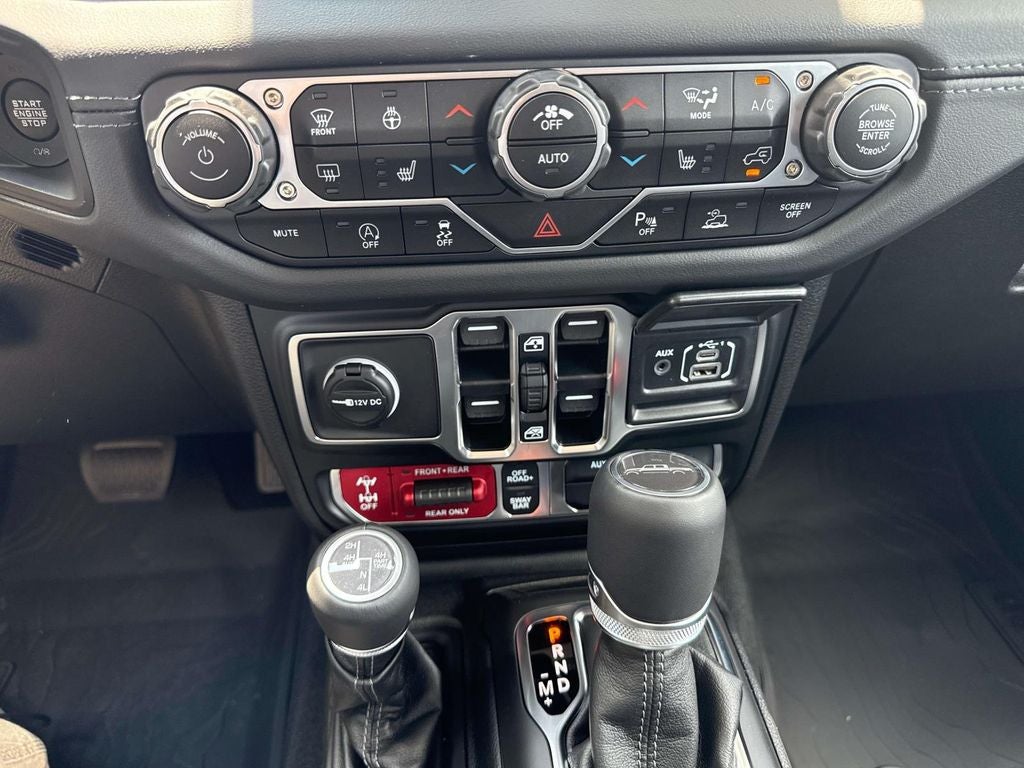 2025 Jeep Gladiator GLADIATOR RUBICON X 4X4