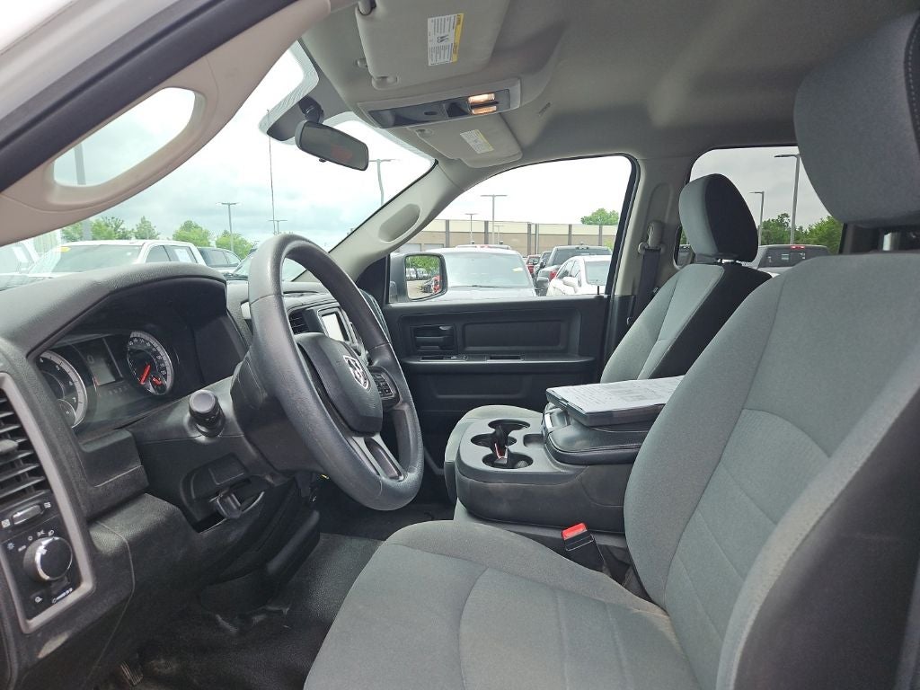 2021 RAM 1500 Classic Tradesman Quad Cab 4x2 6'4' Box