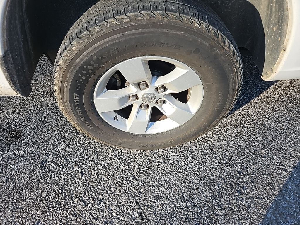 2019 RAM 1500 Classic SLT Crew Cab 4x2 6'4' Box