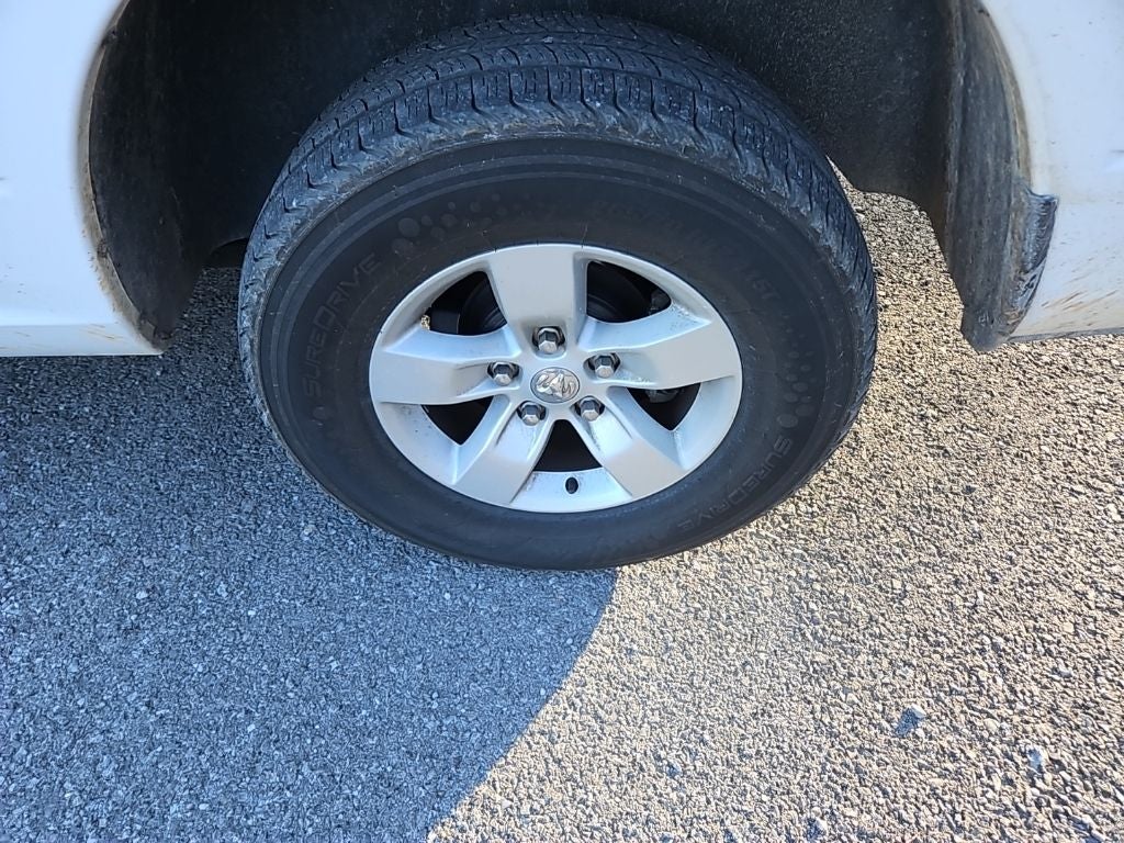 2019 RAM 1500 Classic SLT Crew Cab 4x2 6'4' Box