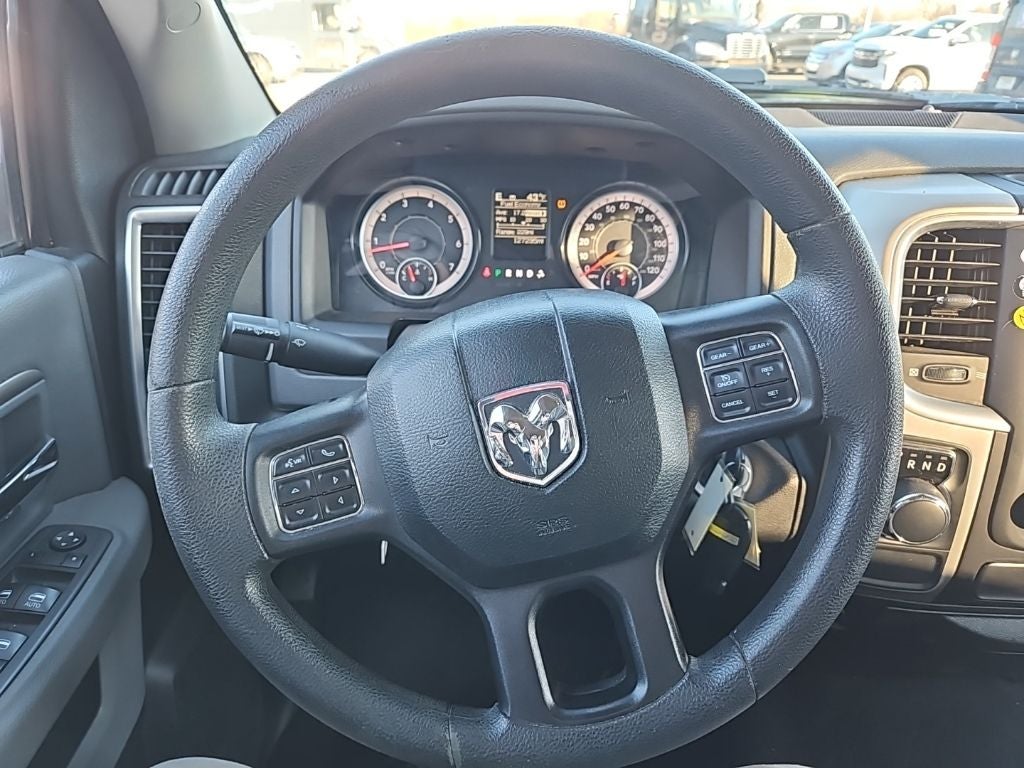 2019 RAM 1500 Classic SLT Crew Cab 4x2 6'4' Box