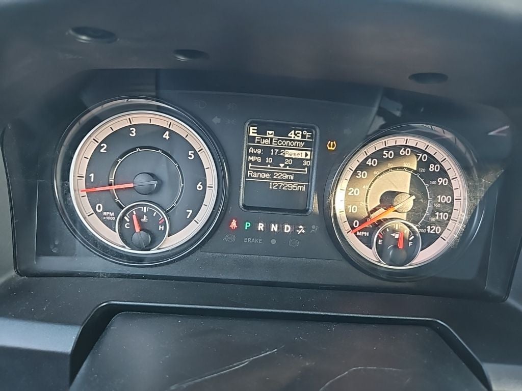 2019 RAM 1500 Classic SLT Crew Cab 4x2 6'4' Box