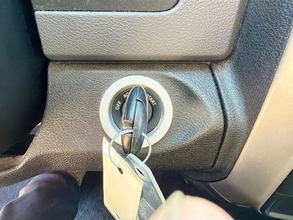 2019 RAM 1500 Classic SLT Crew Cab 4x2 6'4' Box