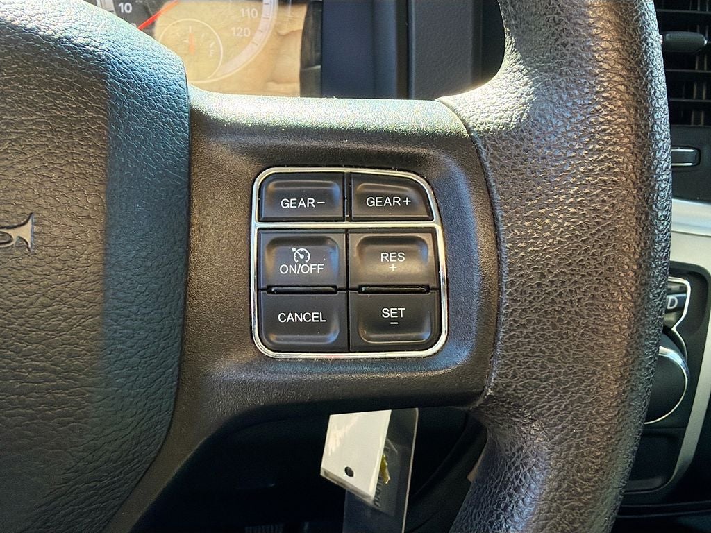 2019 RAM 1500 Classic SLT Crew Cab 4x2 6'4' Box