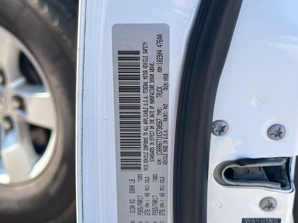 2019 RAM 1500 Classic SLT Crew Cab 4x2 6'4' Box