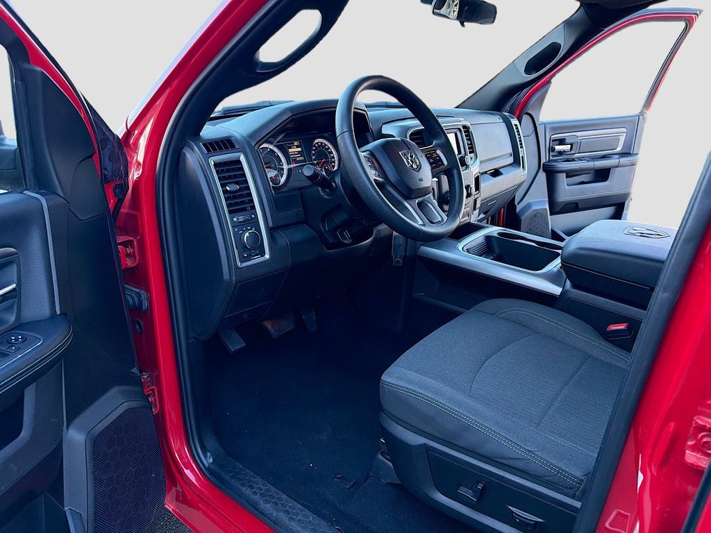 2023 RAM 1500 Classic Warlock Crew Cab 4x4 5'7' Box