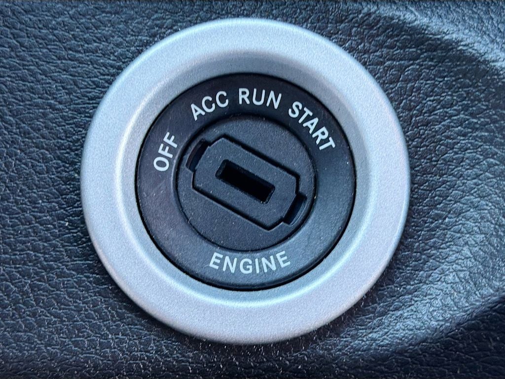 2023 RAM 1500 Classic Warlock Crew Cab 4x4 5'7' Box