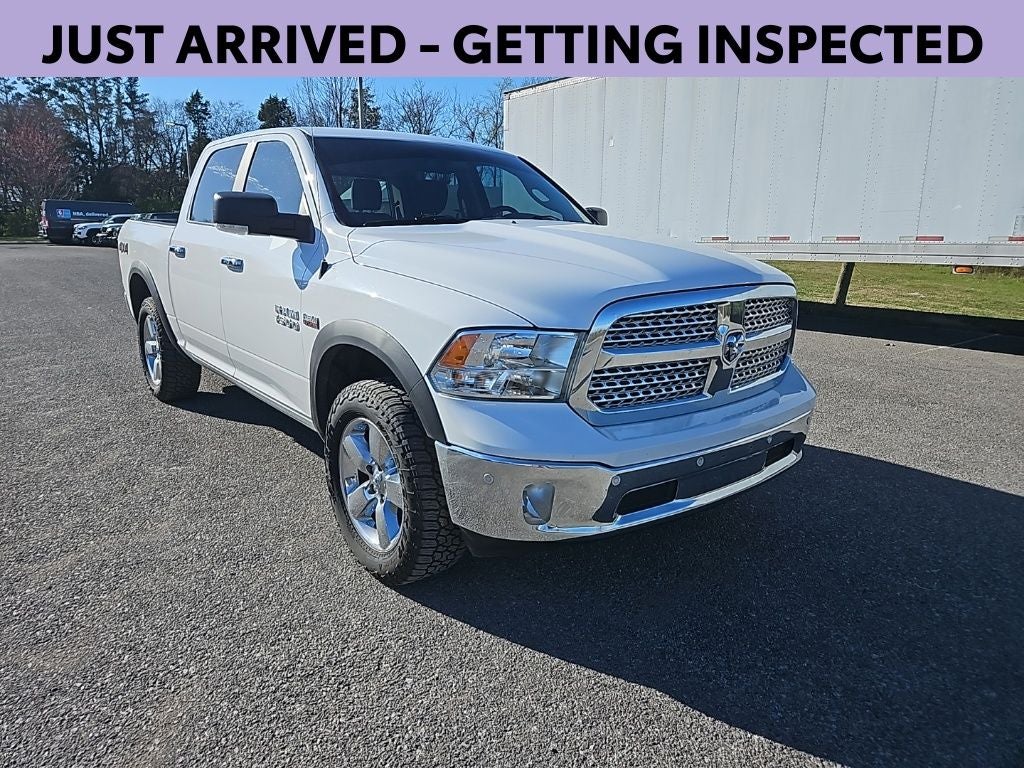 2018 RAM 1500 Big Horn Crew Cab 4x4 5'7' Box