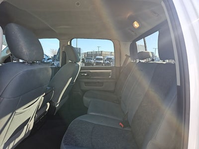 2018 RAM 1500 Big Horn Crew Cab 4x4 5'7' Box