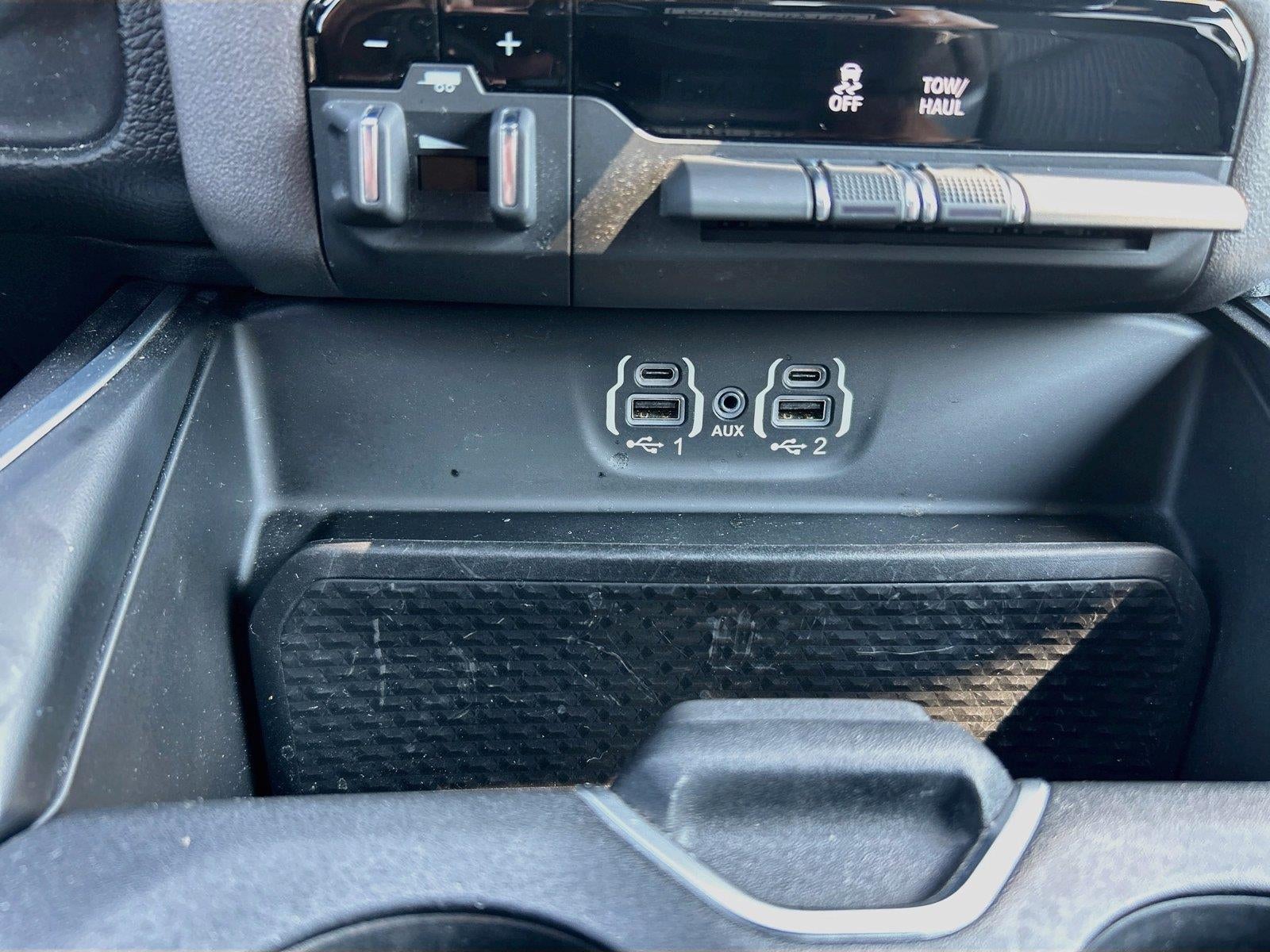 2022 RAM 1500 Big Horn Quad Cab 4x2 6'4' Box