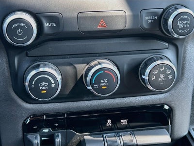 2022 RAM 1500 Big Horn Quad Cab 4x2 6'4' Box