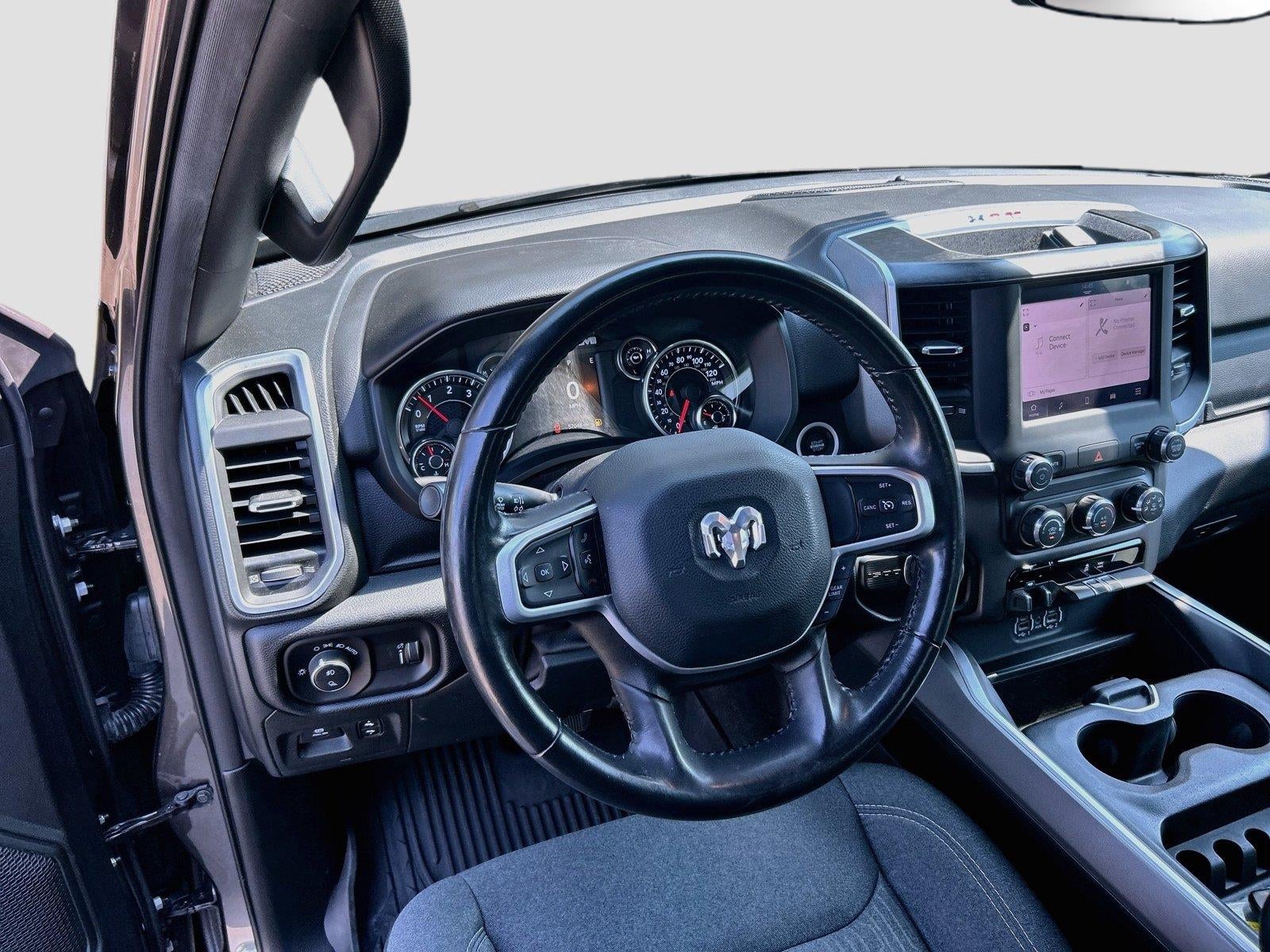 2022 RAM 1500 Big Horn Quad Cab 4x2 6'4' Box