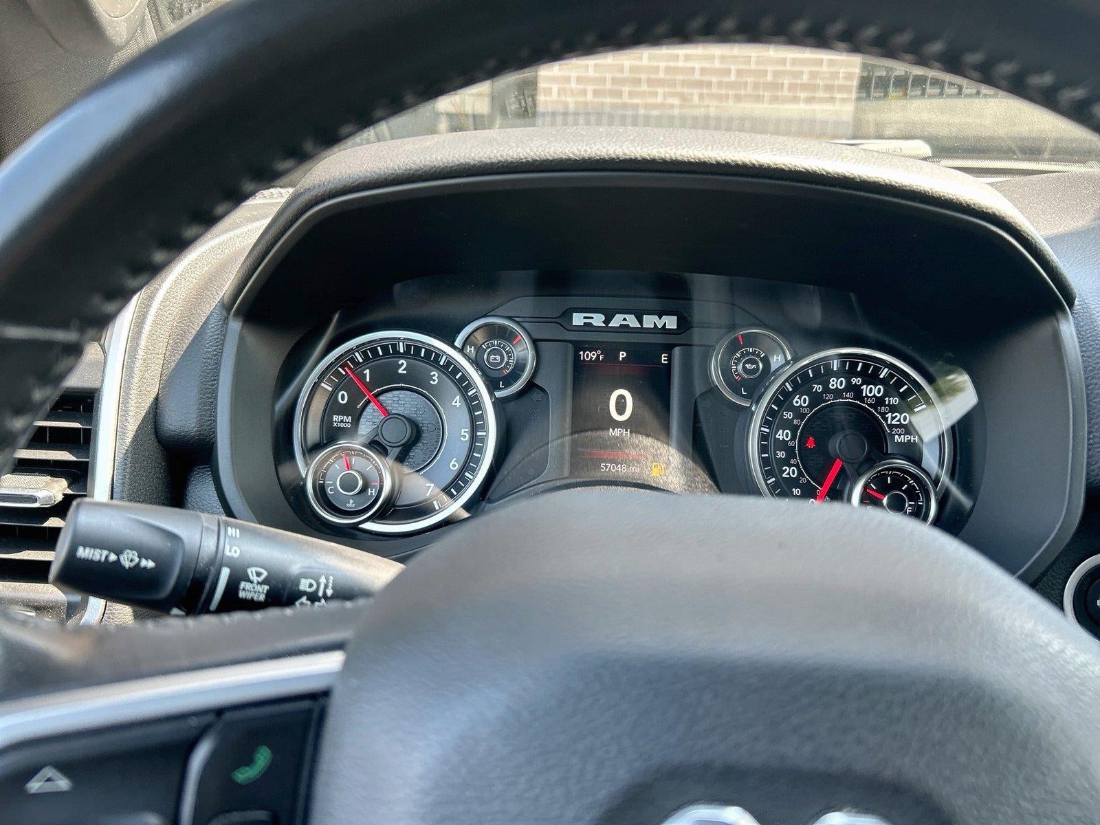 2022 RAM 1500 Big Horn Quad Cab 4x2 6'4' Box