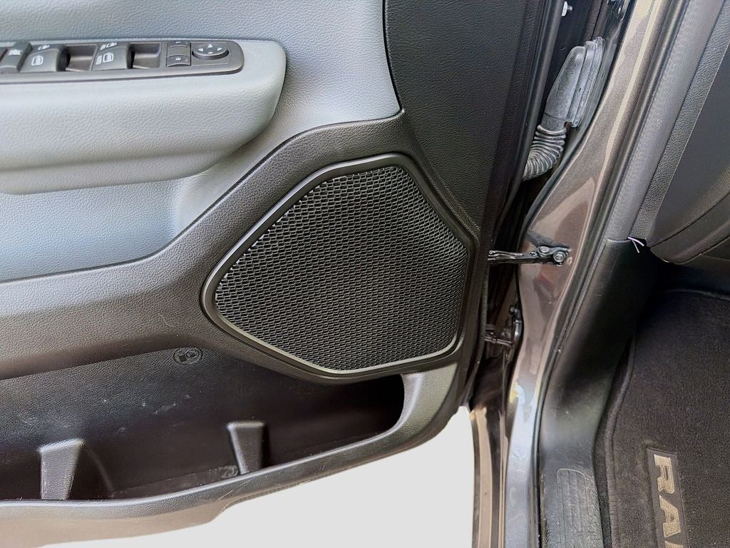 2022 RAM 1500 Big Horn Crew Cab 4x2 5'7' Box