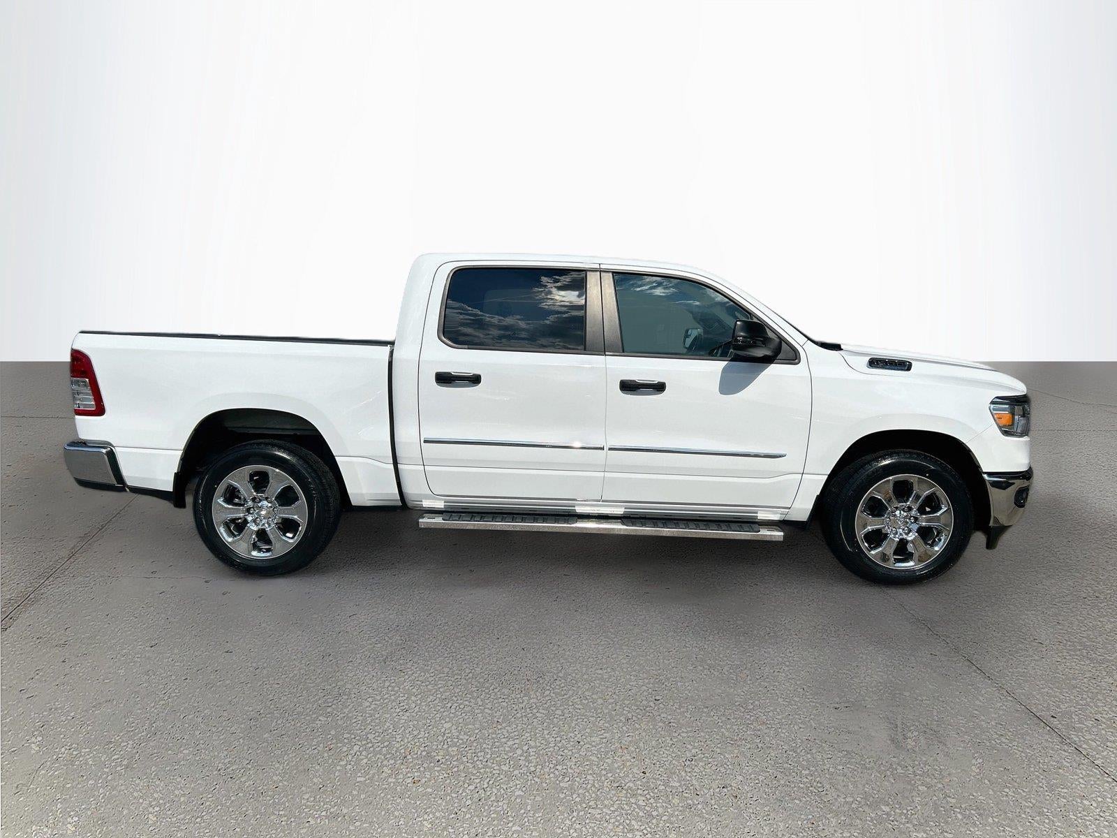 2023 RAM 1500 Big Horn Crew Cab 4x2 5'7' Box
