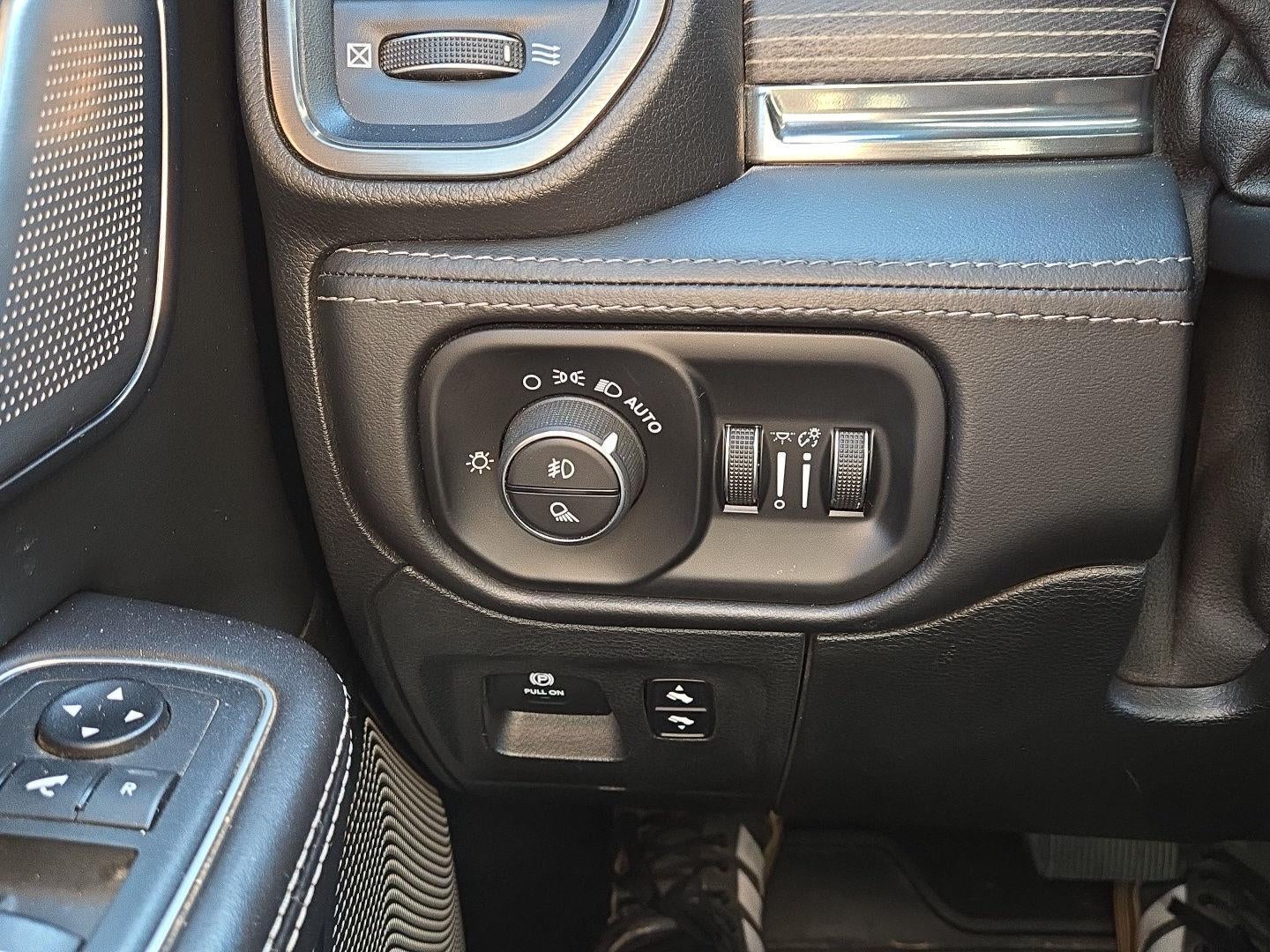 2020 RAM 1500 Limited Crew Cab 4x2 5'7' Box