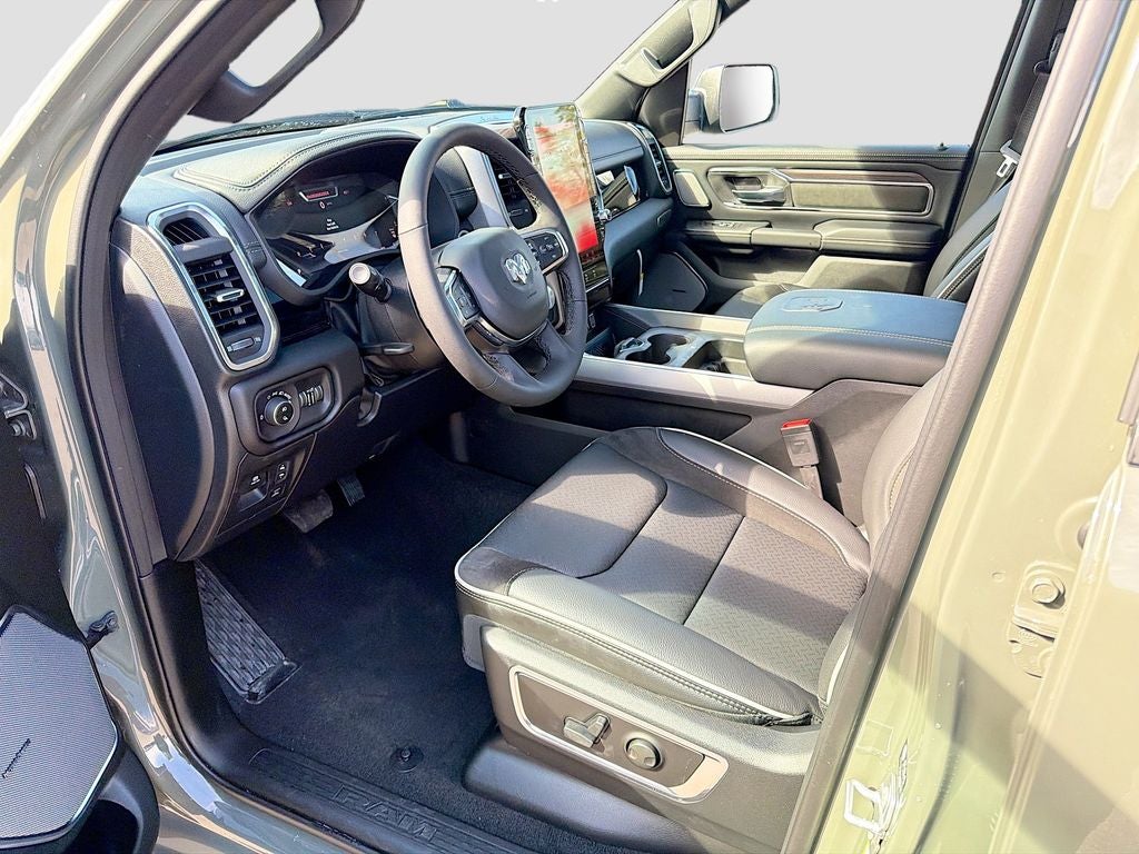 2026 RAM Ram 1500 RAM 1500 LARAMIE CREW CAB 4X2 5'7' BOX