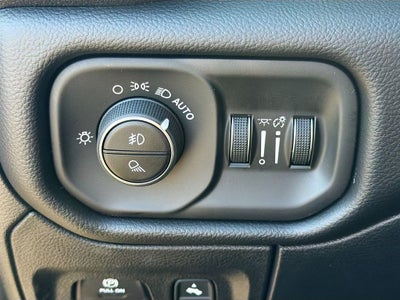 2026 RAM Ram 1500 RAM 1500 LARAMIE CREW CAB 4X2 5'7' BOX