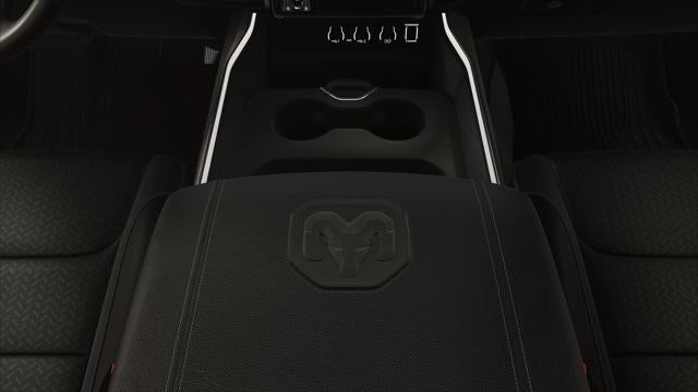 2026 RAM Ram 1500 RAM 1500 LARAMIE CREW CAB 4X2 5'7' BOX