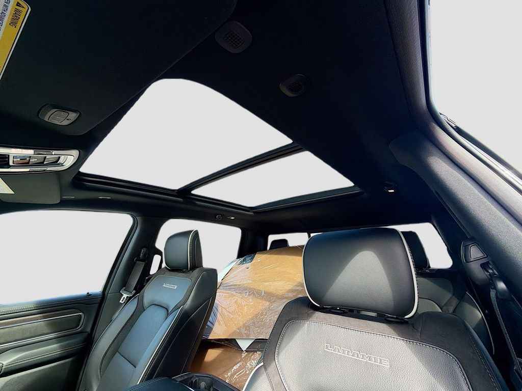 2026 RAM Ram 1500 RAM 1500 LARAMIE CREW CAB 4X2 5'7' BOX