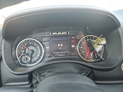 2019 RAM 1500 Laramie Crew Cab 4x2 6'4' Box