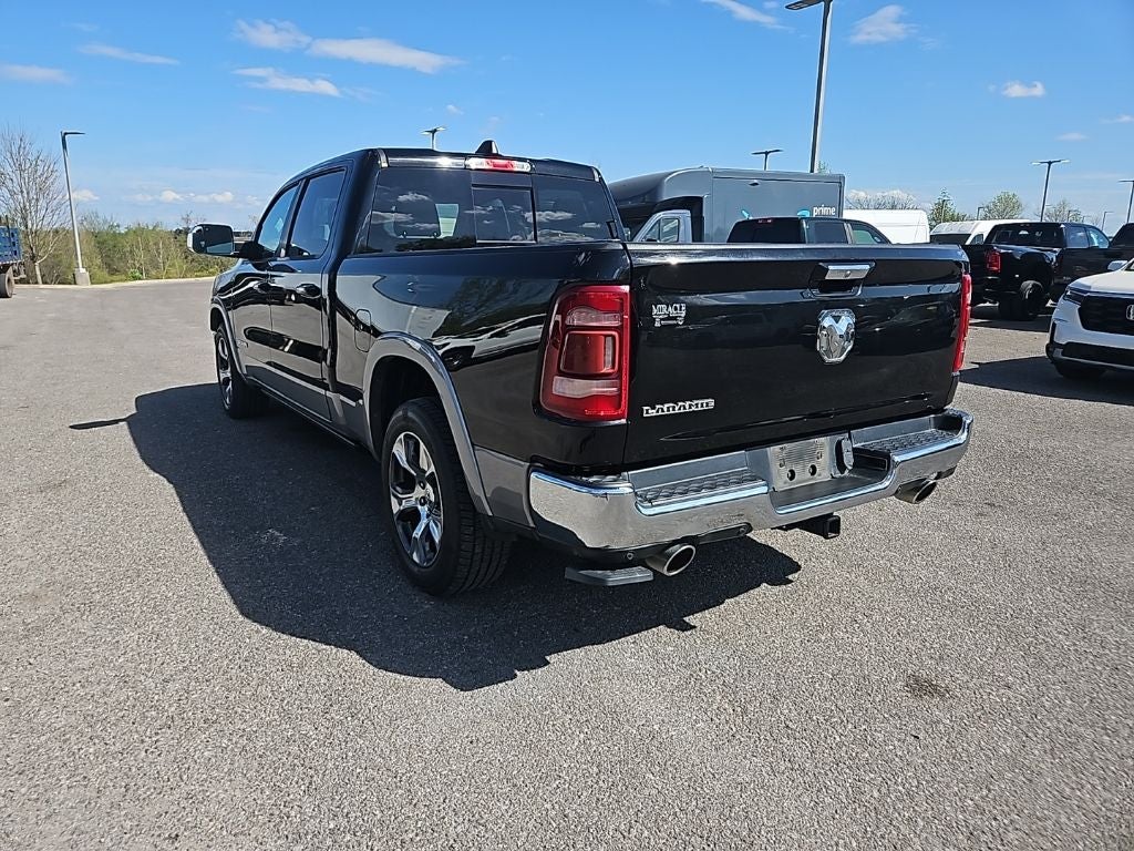 2019 RAM 1500 Laramie Crew Cab 4x2 6'4' Box