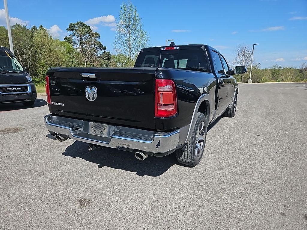 2019 RAM 1500 Laramie Crew Cab 4x2 6'4' Box