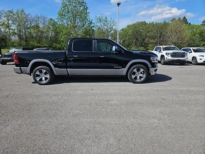 2019 RAM 1500 Laramie Crew Cab 4x2 6'4' Box
