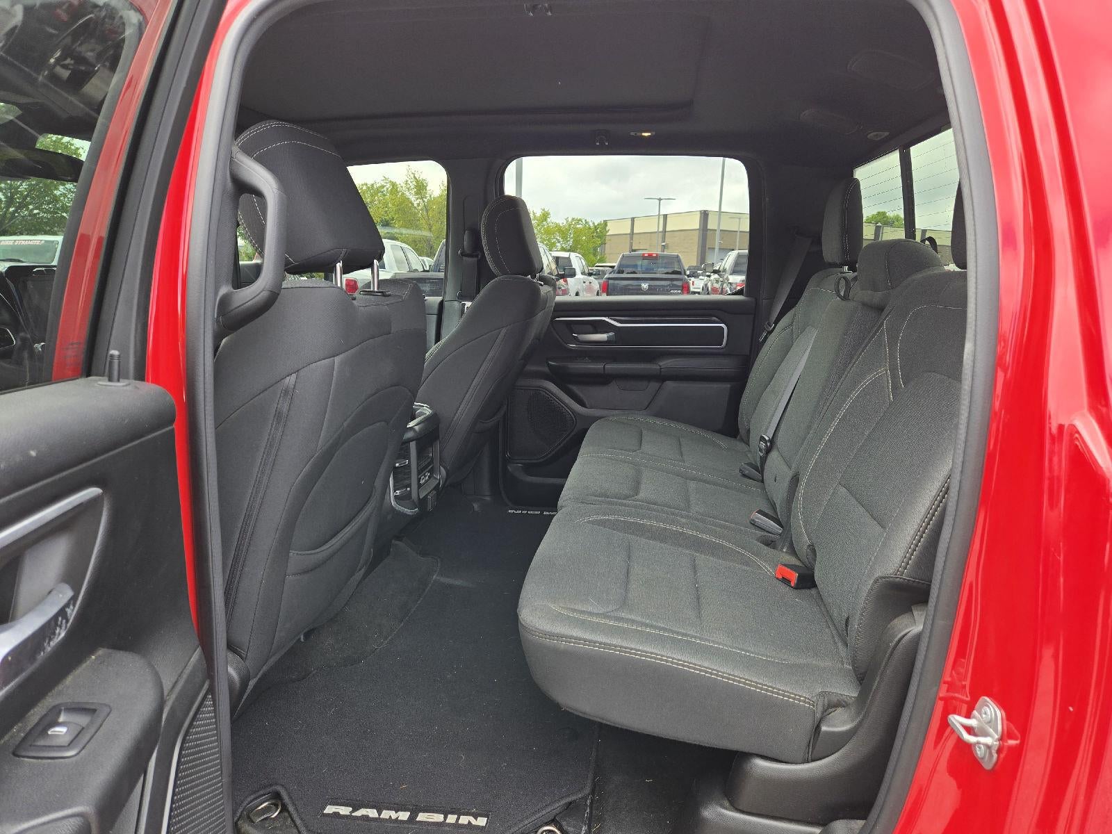 2020 RAM 1500 Big Horn Crew Cab 4x4 5'7' Box