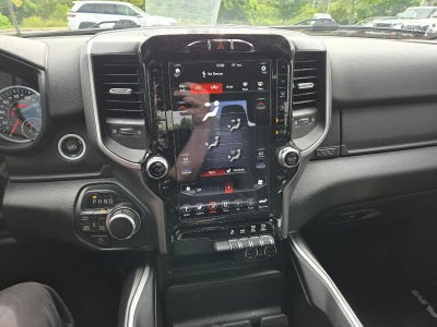 2020 RAM 1500 Big Horn Crew Cab 4x4 5'7' Box